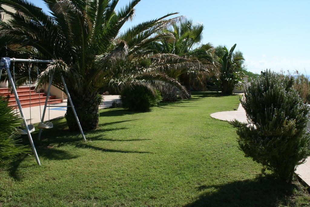 Residenza Stefanelli Apartment Capo Vaticano Cameră foto