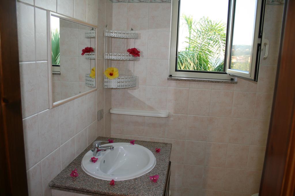 Residenza Stefanelli Apartment Capo Vaticano Cameră foto